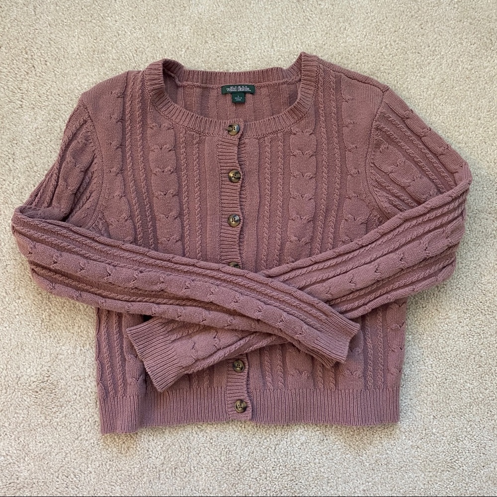 Wild Fable cropped sweater size L